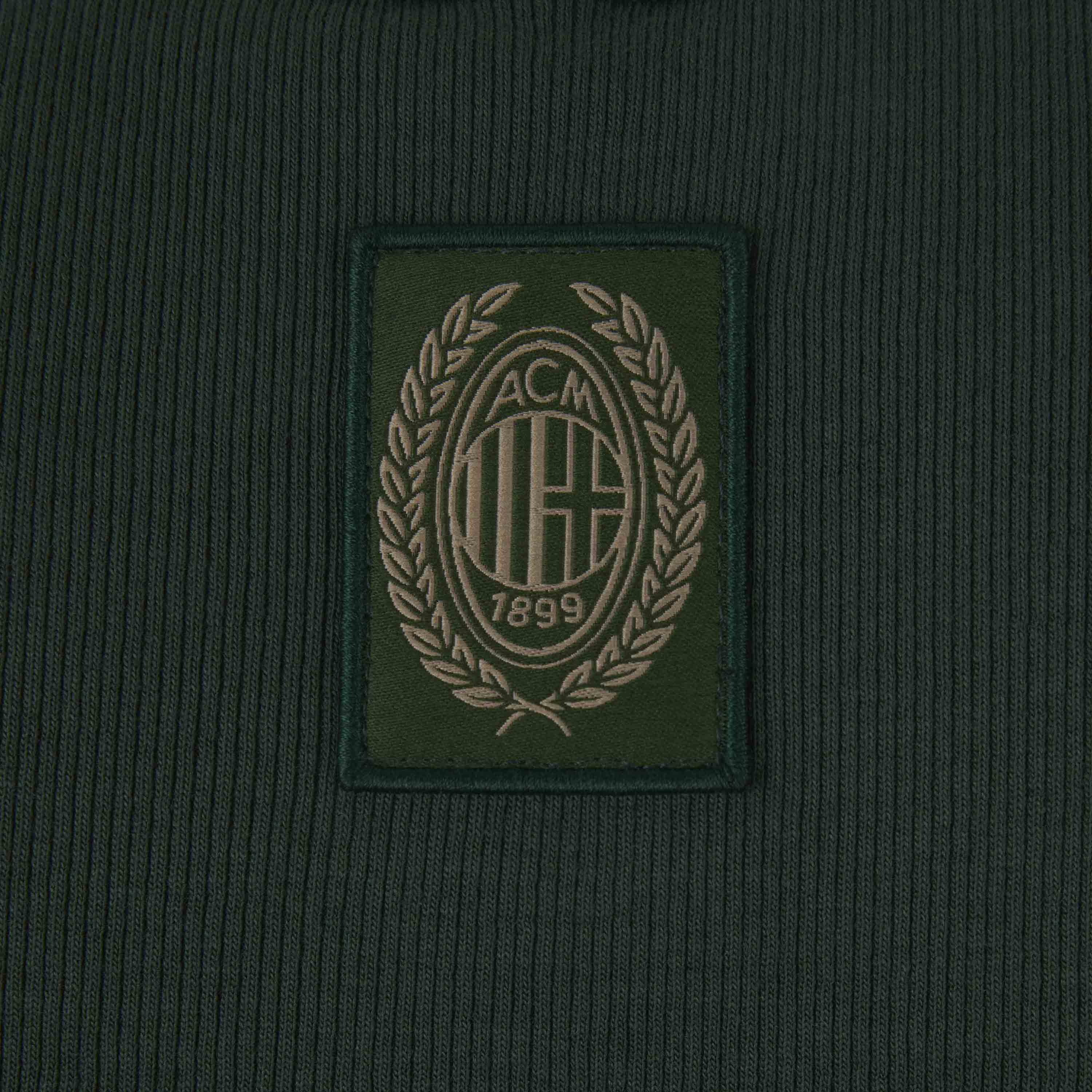 CROP TOP VERDE SUNDAY STADIUM CREW - Image 4